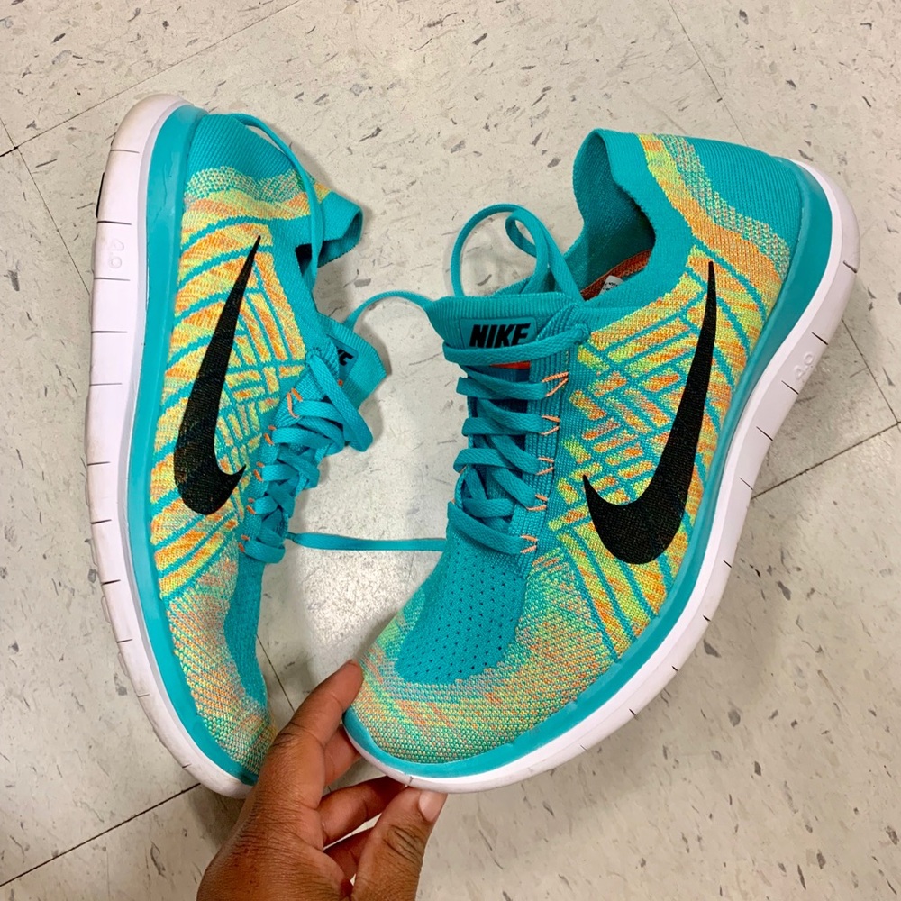 Nike flyknit sneakers